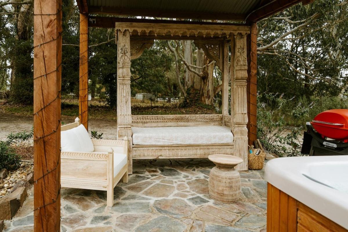 The Temple - Country Farm Retreat Villa Launching Place Bagian luar foto
