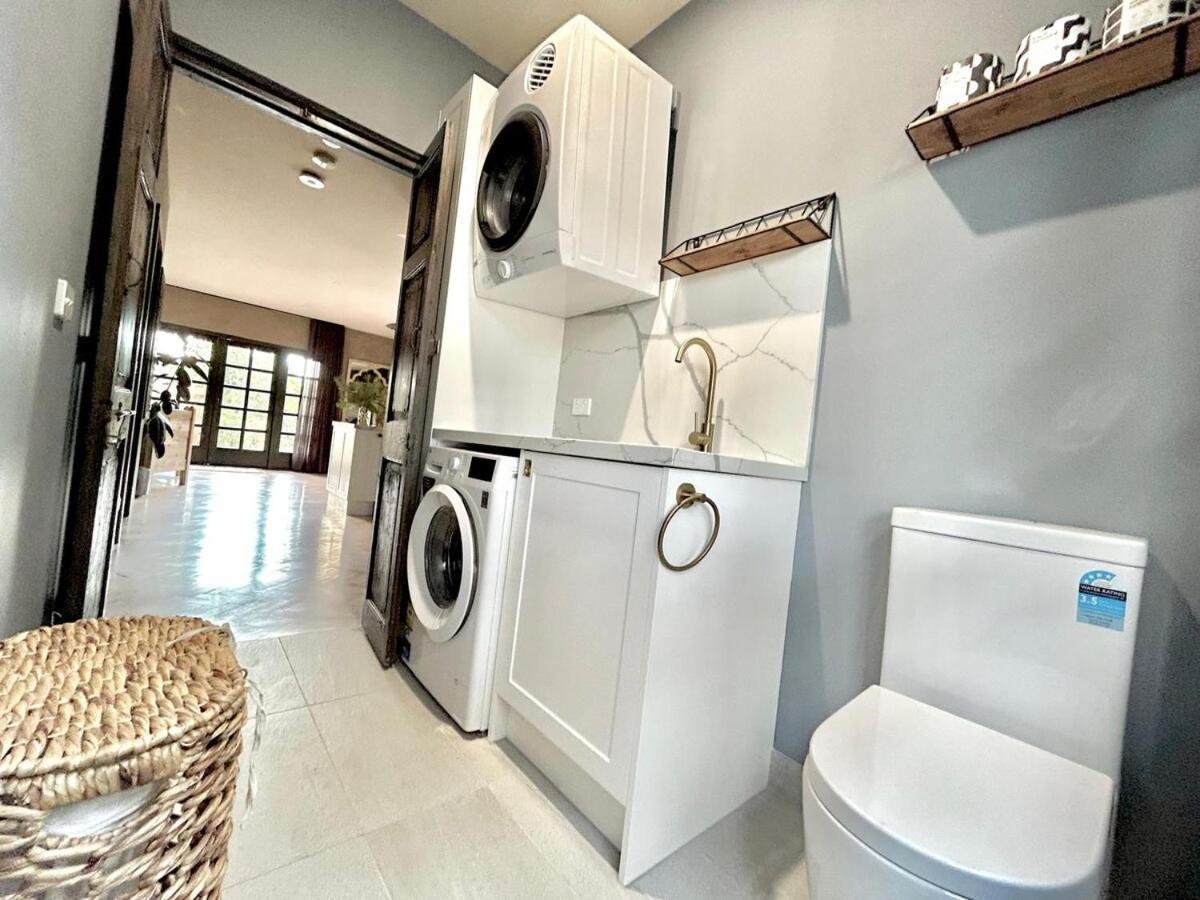 The Temple - Country Farm Retreat Villa Launching Place Bagian luar foto